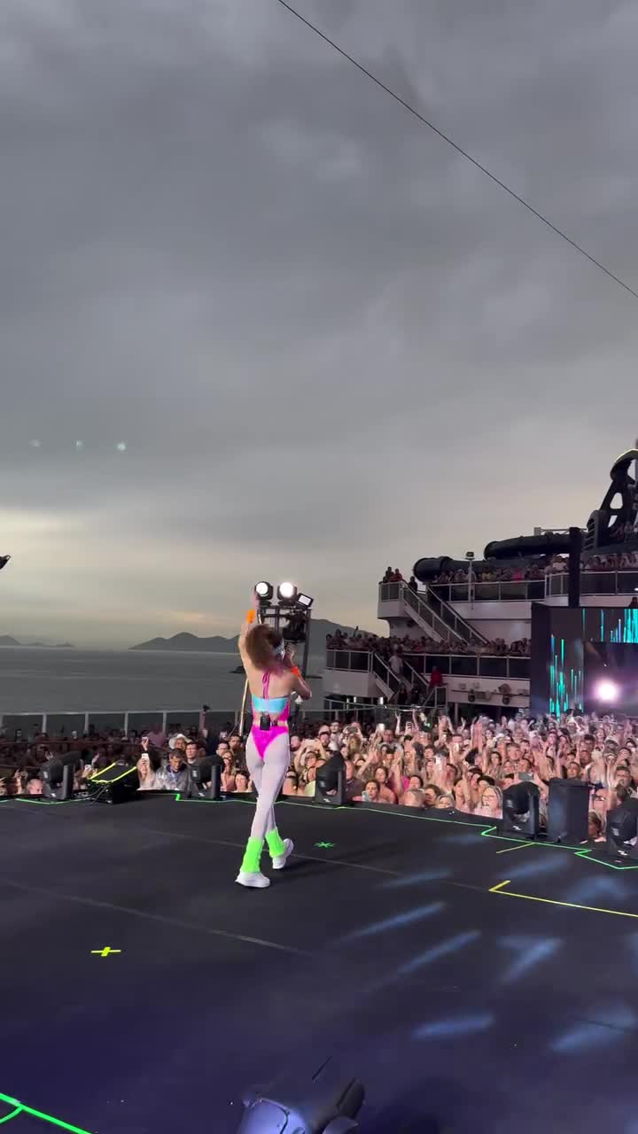 Video 207503 from Paula Fernandes