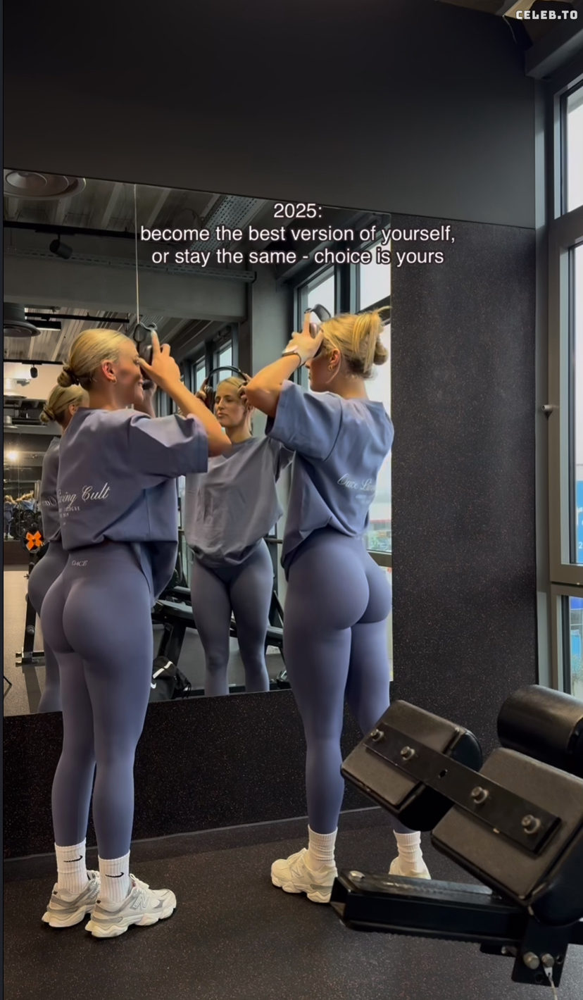 Image 7032022 from fitmitdebbs