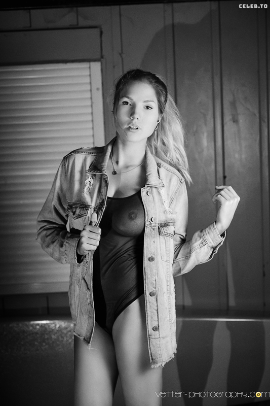 Image 7032096 from whoothefckisvroun