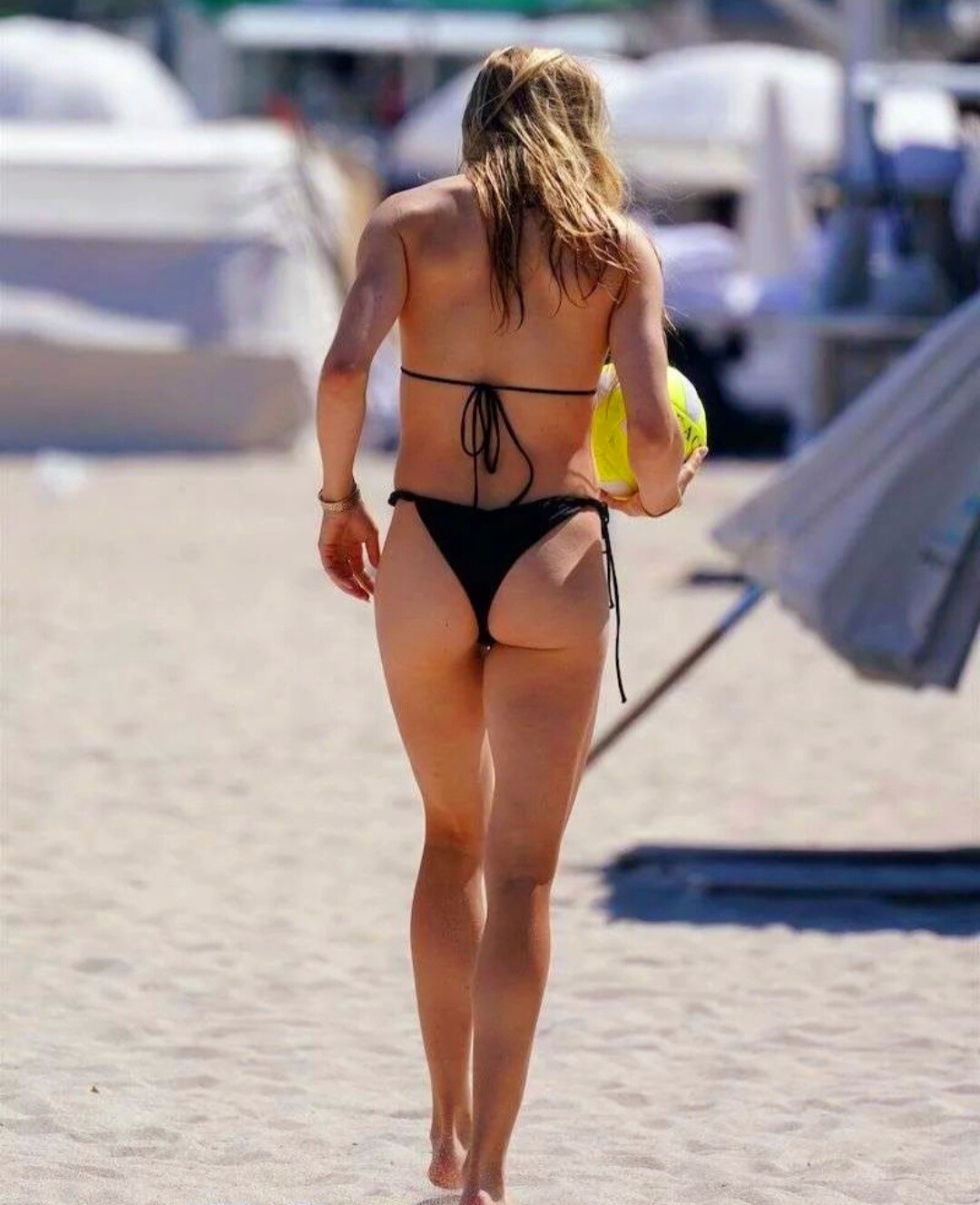 Image 7168590 from Eugenie &quot;Genie&quot; Bouchard