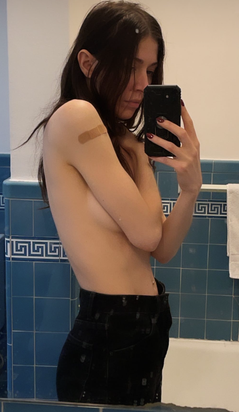 Image 7175452 from Caroline Polachek