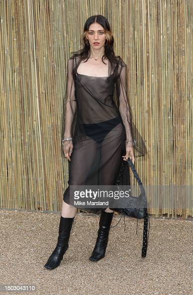 Image 7175484 from Caroline Polachek