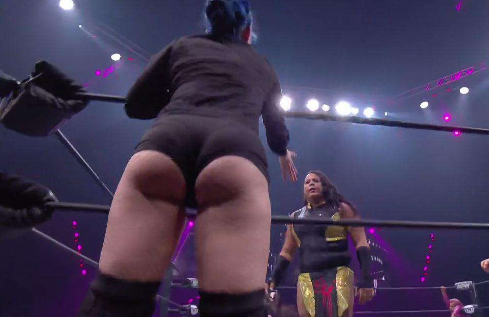 Image 7176398 from Leva Bates