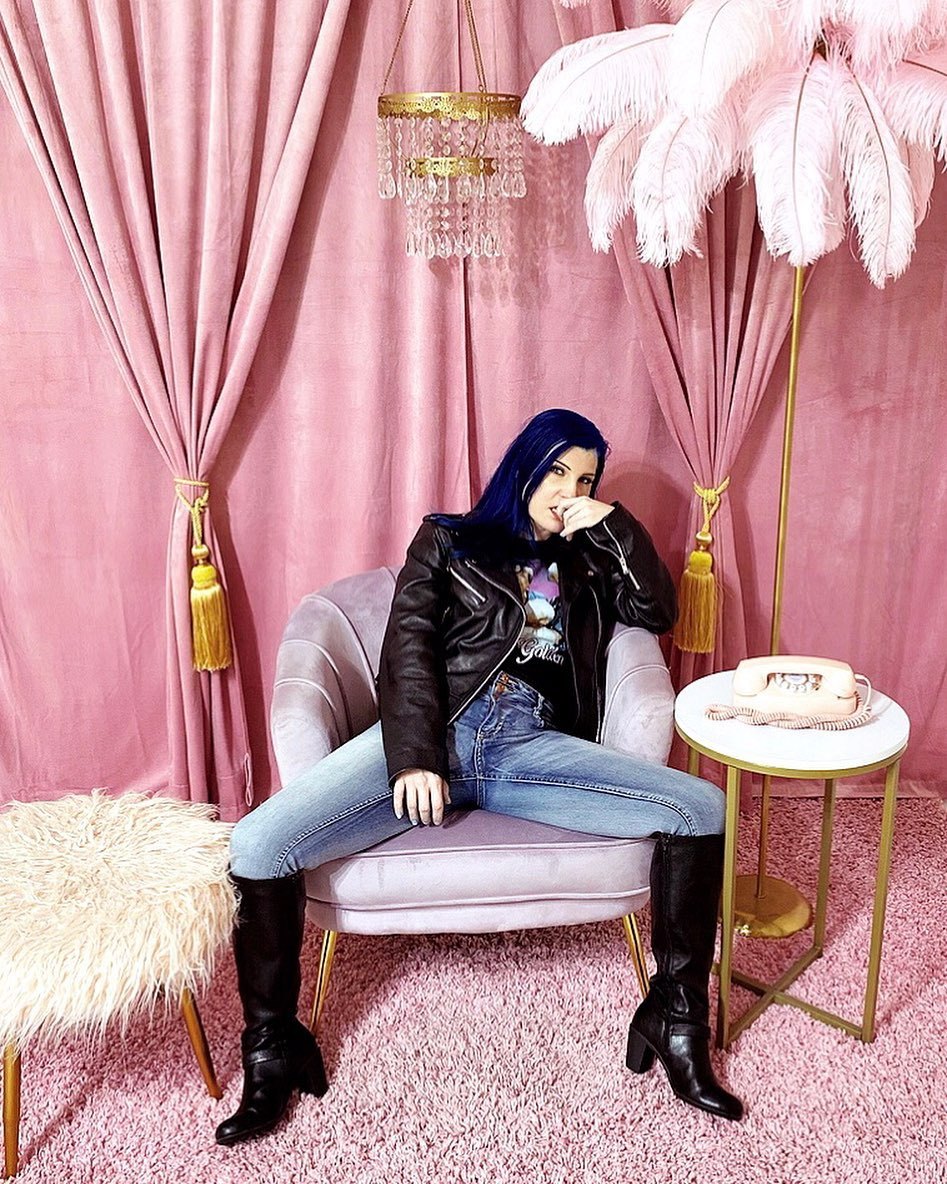 Image 7176456 from Leva Bates