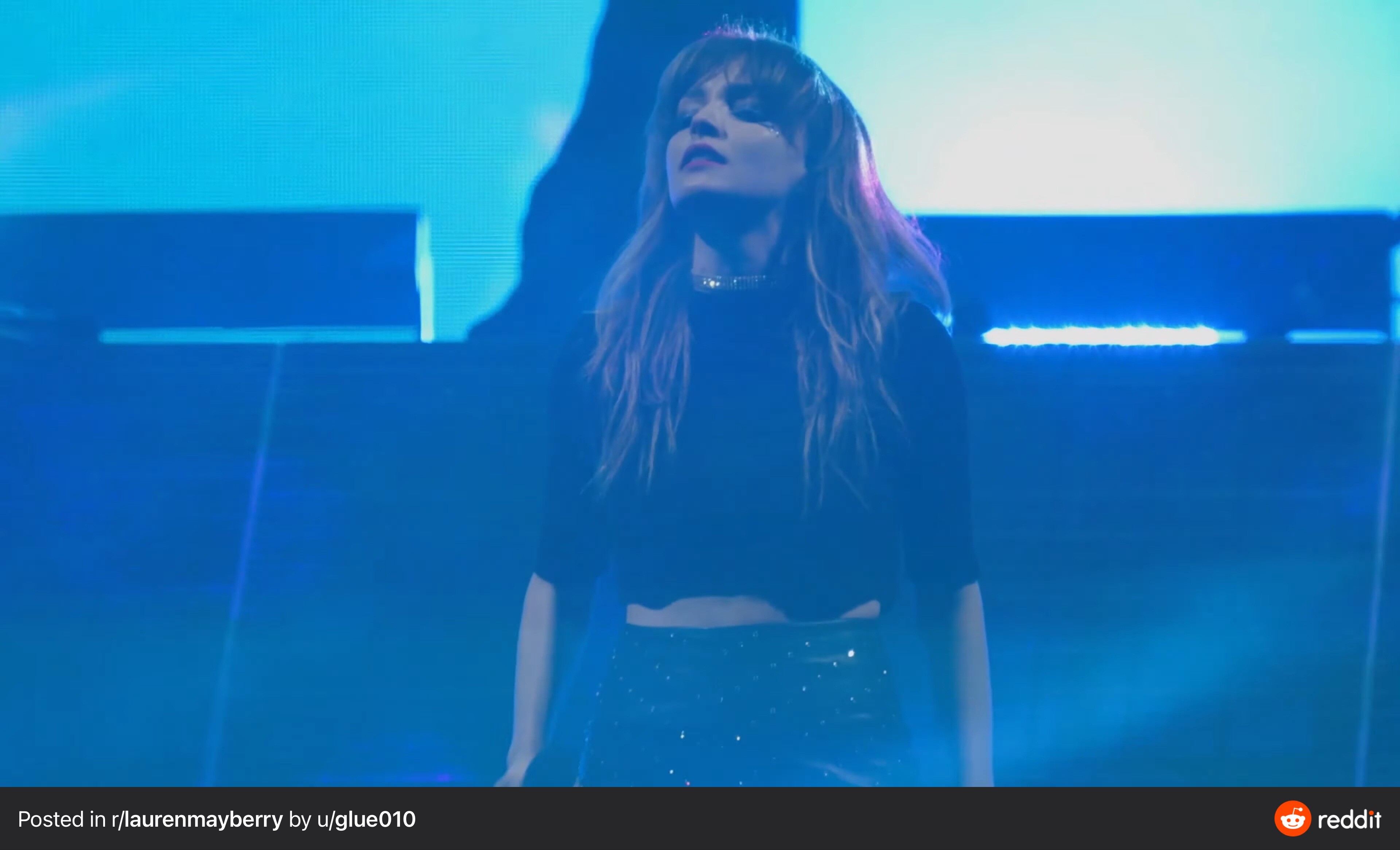 Image 7177651 from Lauren Mayberry (Singer)
