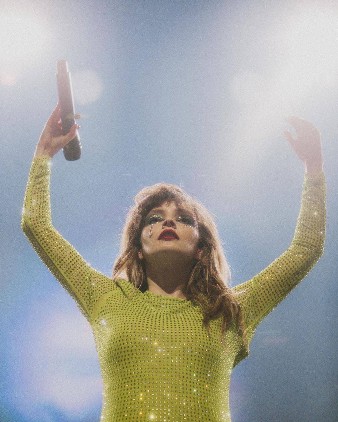 Image 7177660 from Lauren Mayberry (Singer)