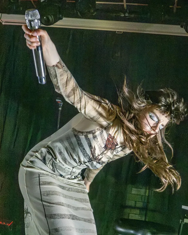 Image 7182856 from Lauren Mayberry (Singer)