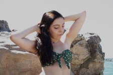 Image 7288928 from Swell Entertainment