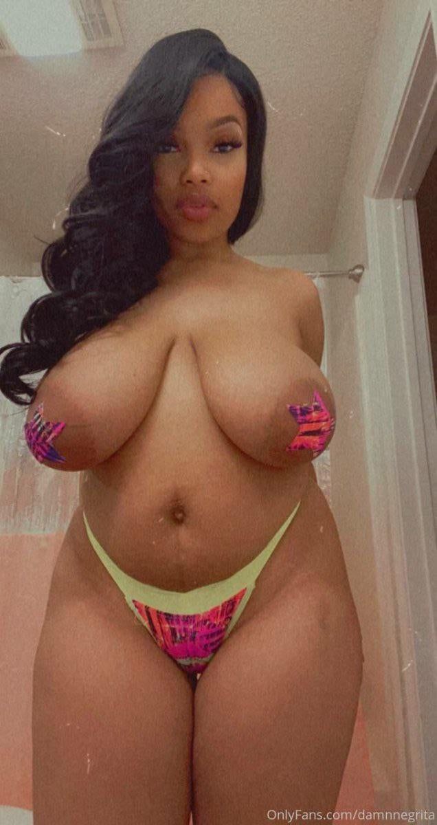 Image 7303461 from DamnNegrita / damnitaarielle