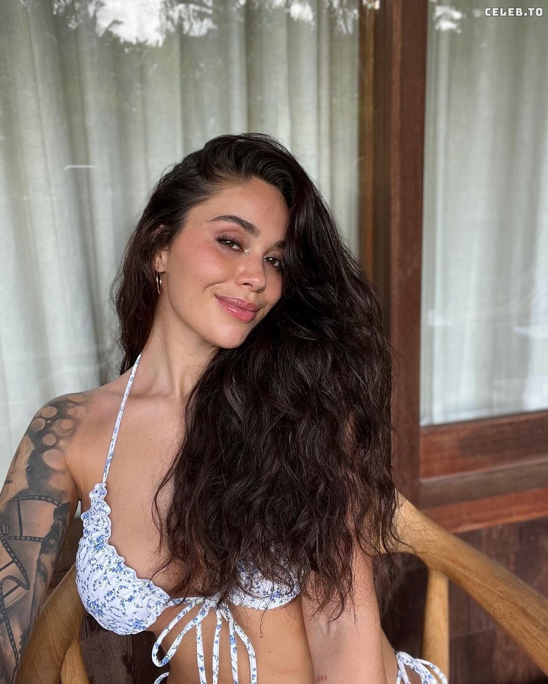 Image 731758 from Melissa Damilia