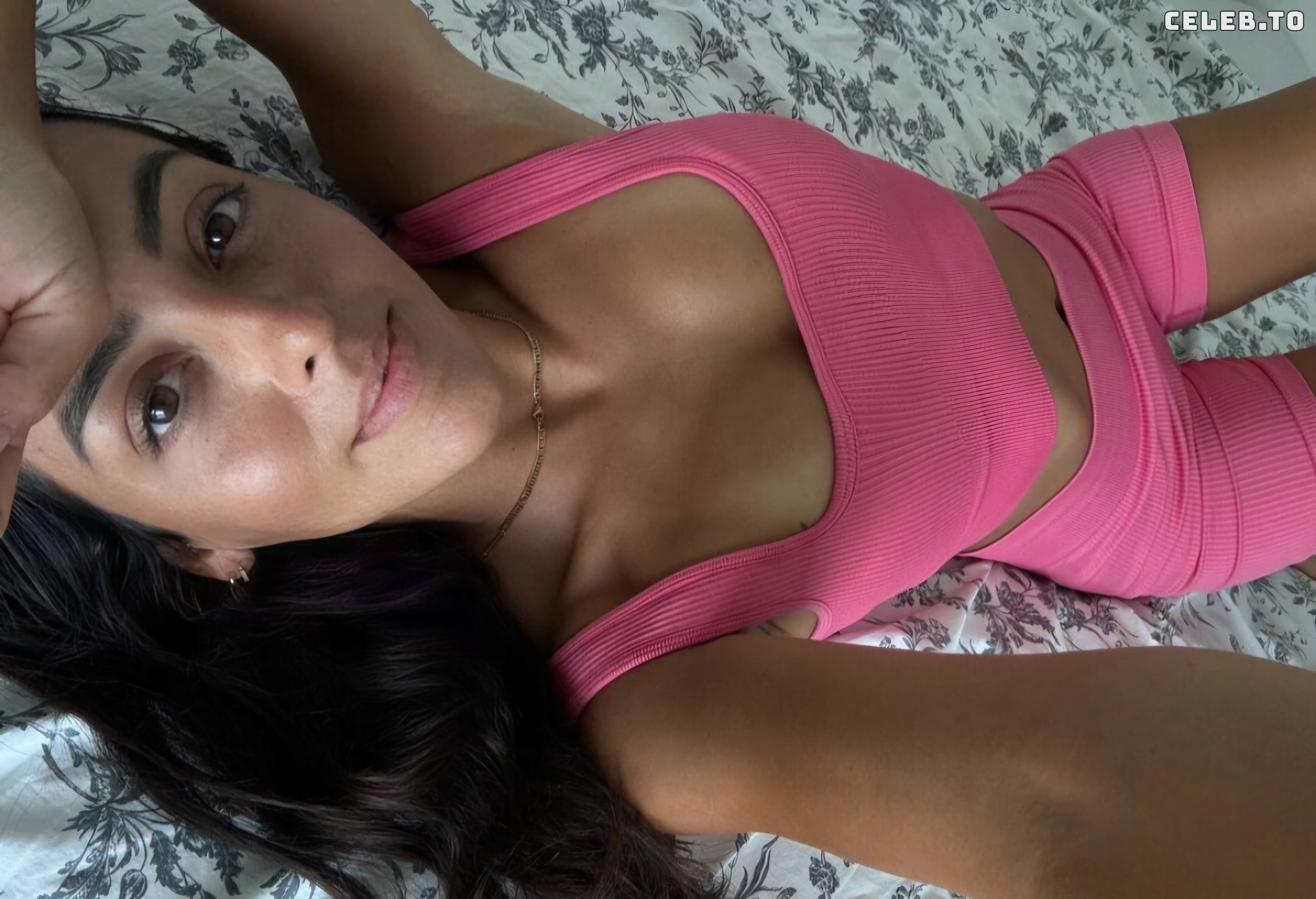 Image 7423393 from x.adriana