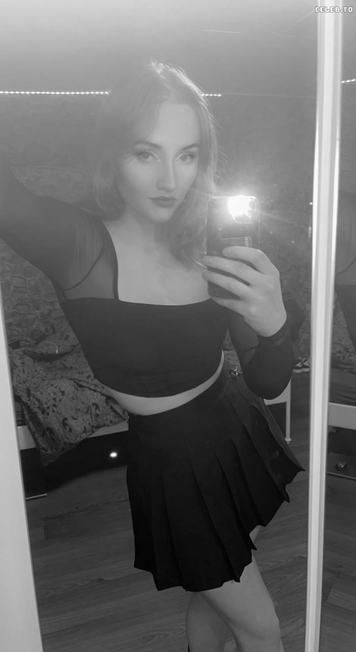 Image 7435512 from Reddjanine