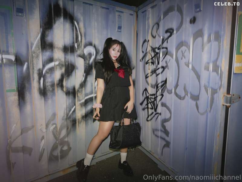 Image 7445801 from Naomiii Channel
