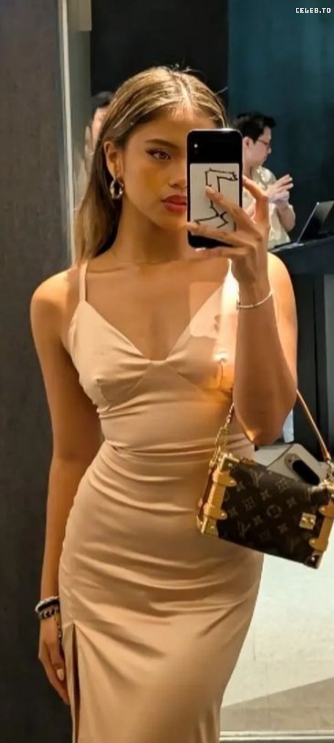 Image 745435 from Bianca Bustamante