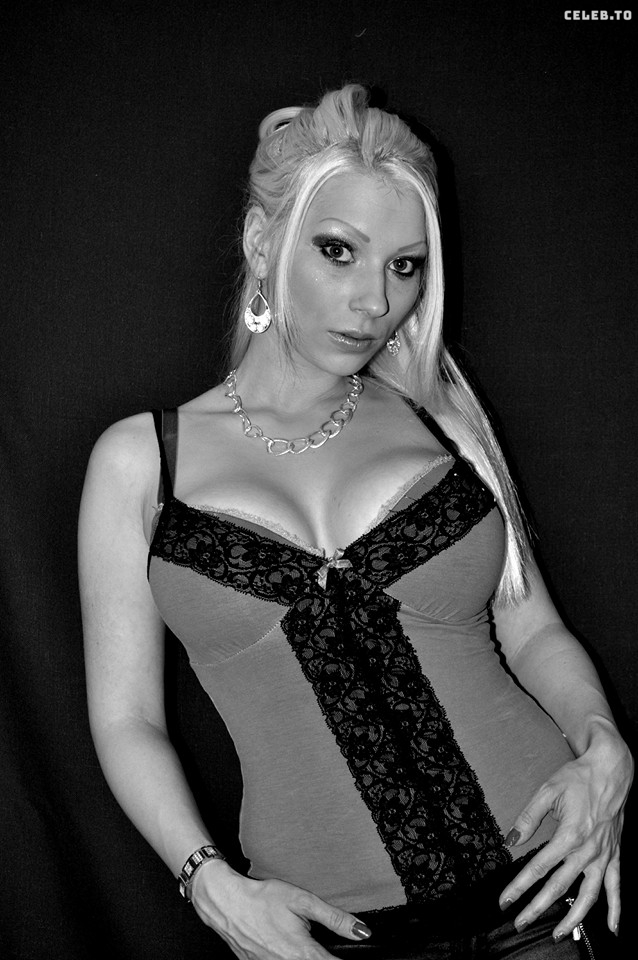 Image 7499309 from Miss Doggystyle