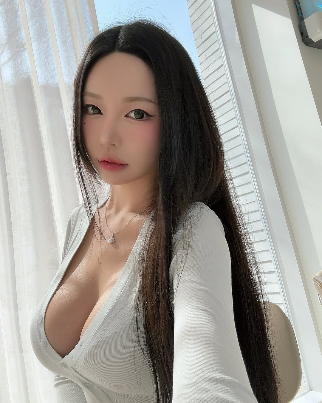 Image 7515225 from h___rvn | rvn1015 | 동그란 | Dongeuran