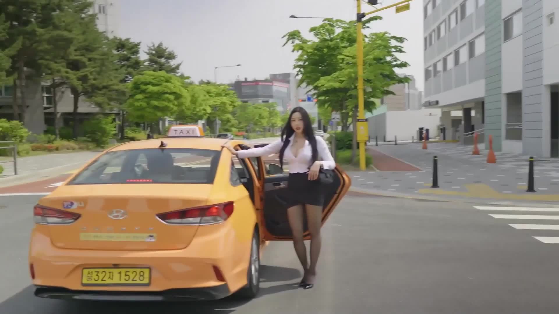 Video 217241 from h___rvn | rvn1015 | 동그란 | Dongeuran
