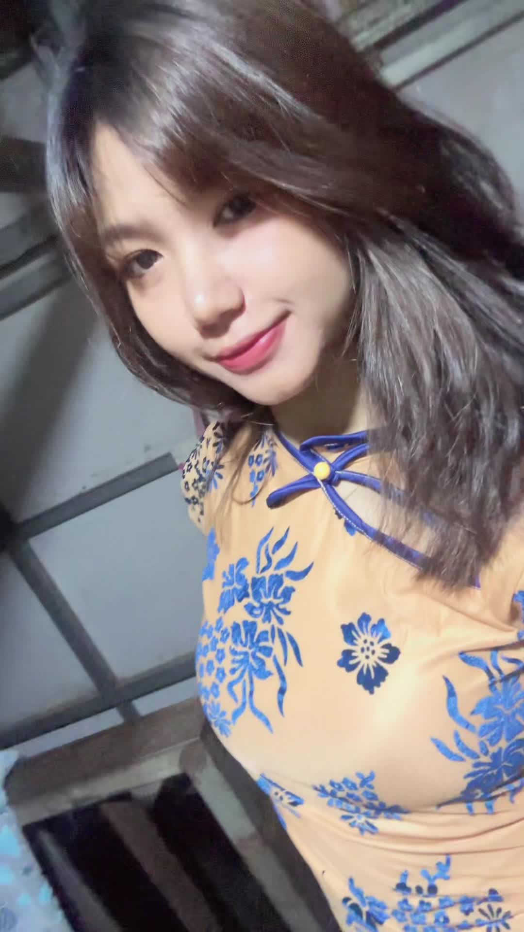 Video 222818 from Eaint Hmu Paing (eainthmupaing01)