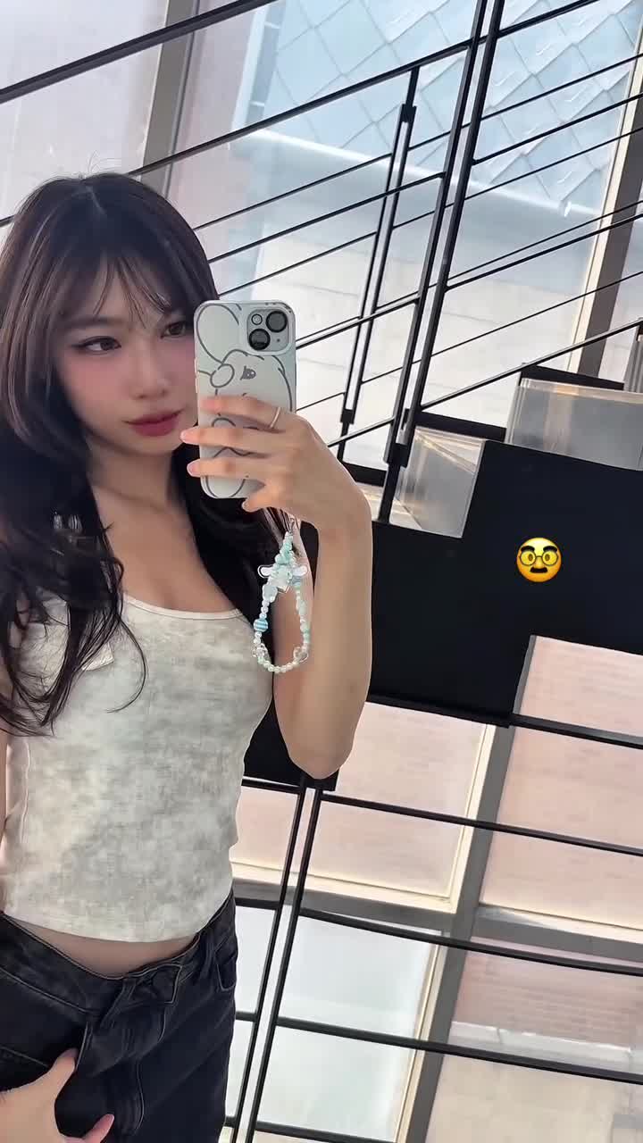 Video 227528 from Winterfaerie / Gigi Fang
