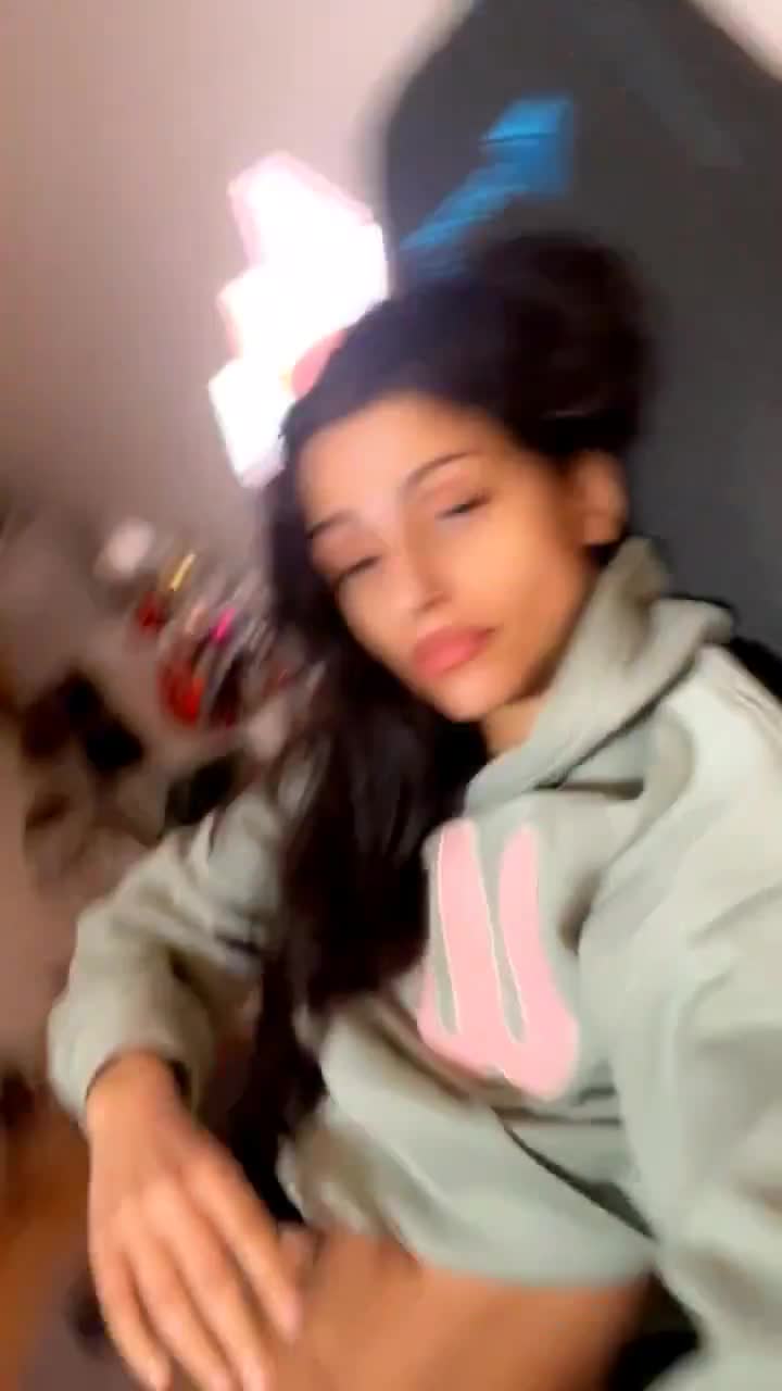 Video 227589 from lilwhuda / Huda Ibhrahim