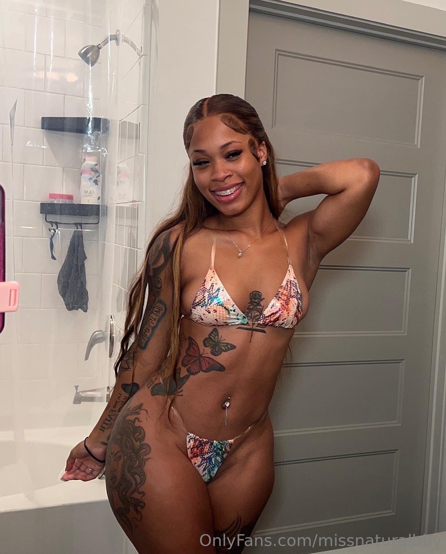 Image 7614110 from Official_liyahhh / missnaturalbby / thepollygirls