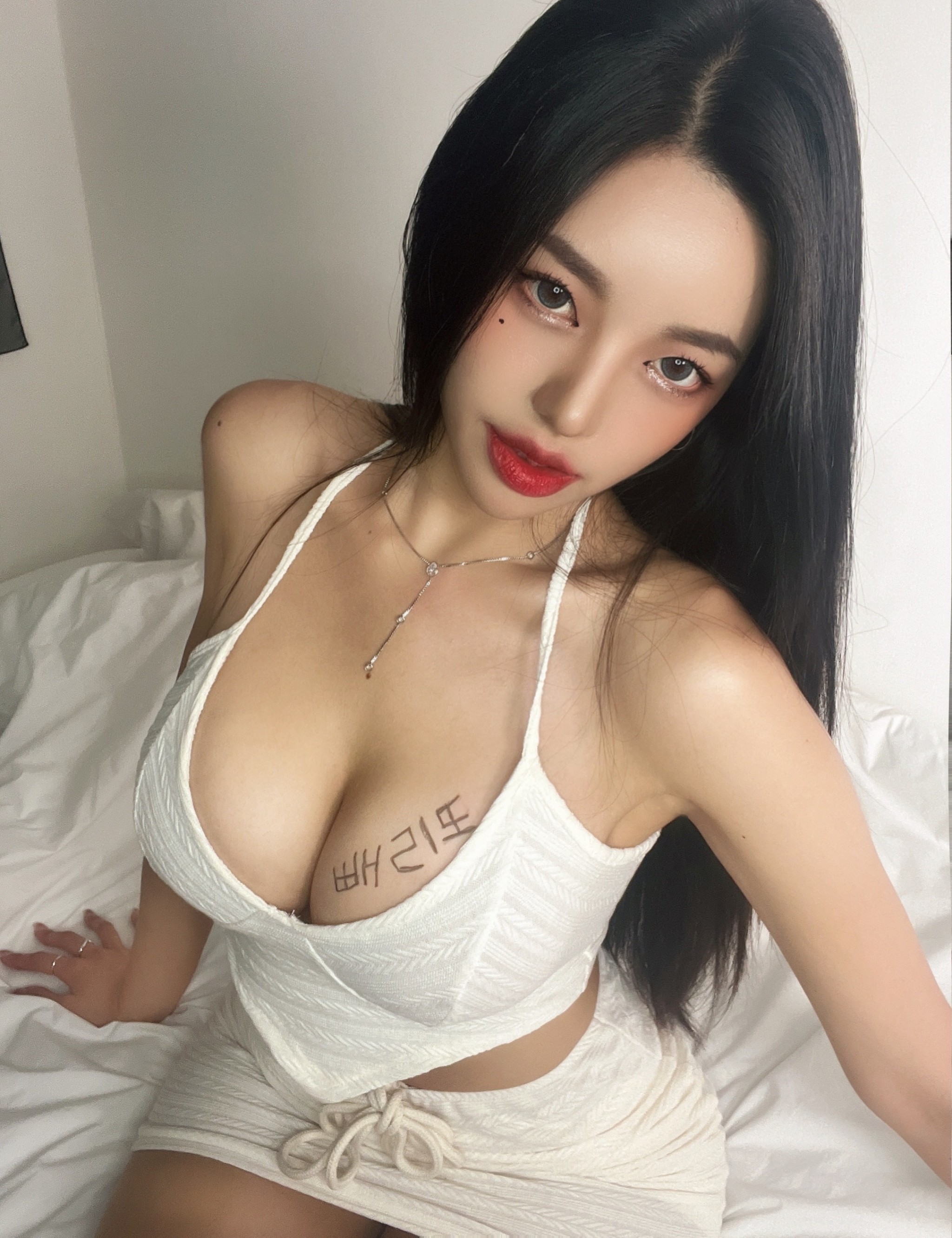 Image 7622647 from h___rvn | rvn1015 | 동그란 | Dongeuran