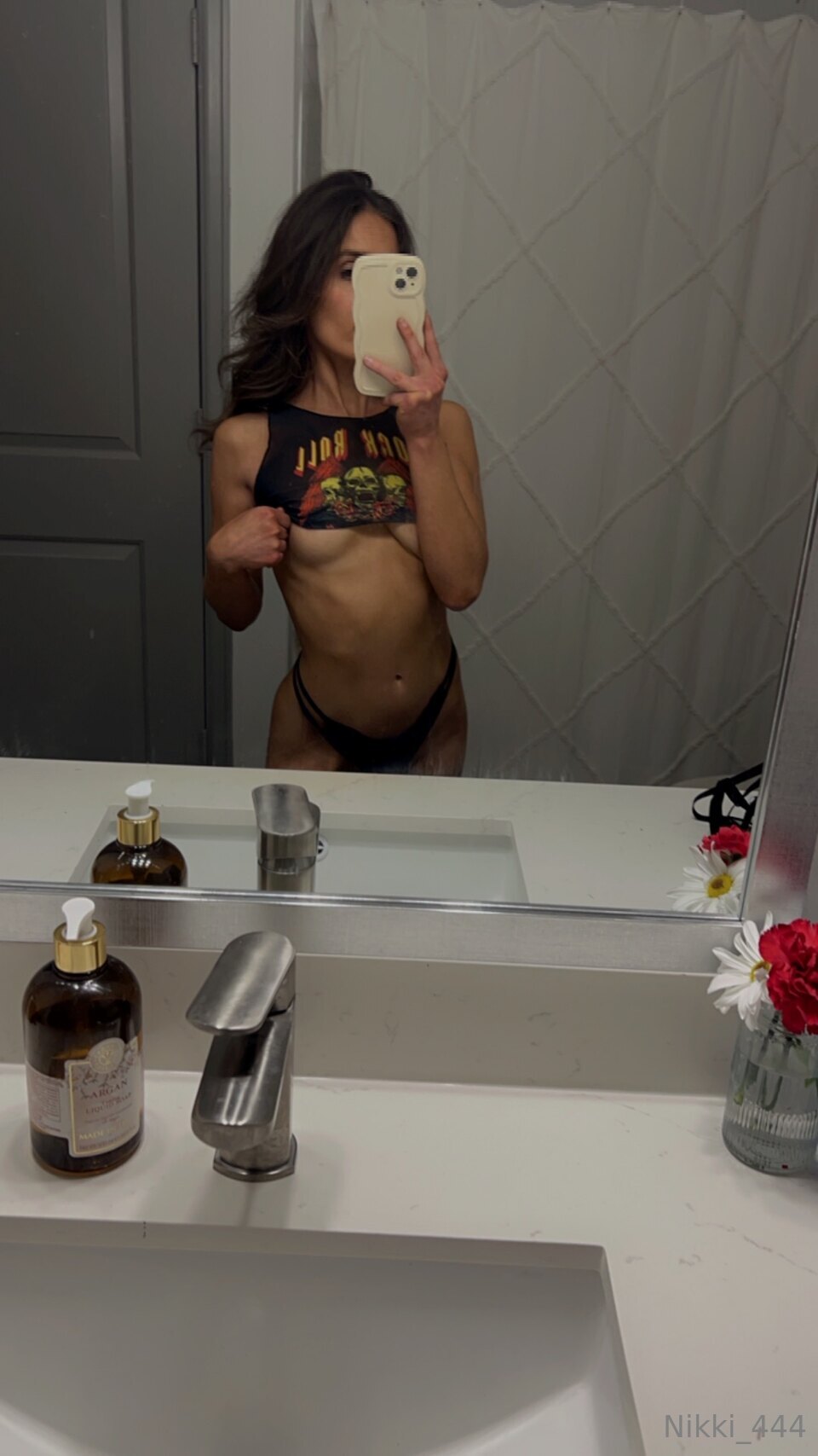 Image 7690851 from Nikki_444
