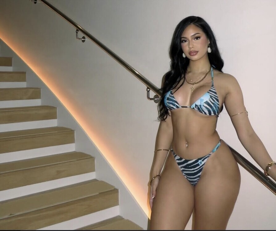 Image 7691871 from nickimariiee