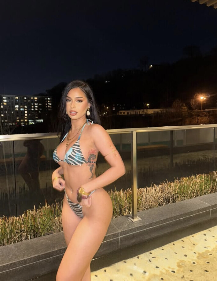 Image 7691872 from nickimariiee