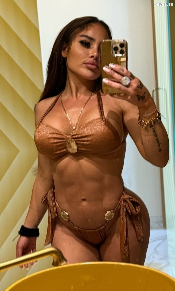 Image 7702614 from Laura Morante