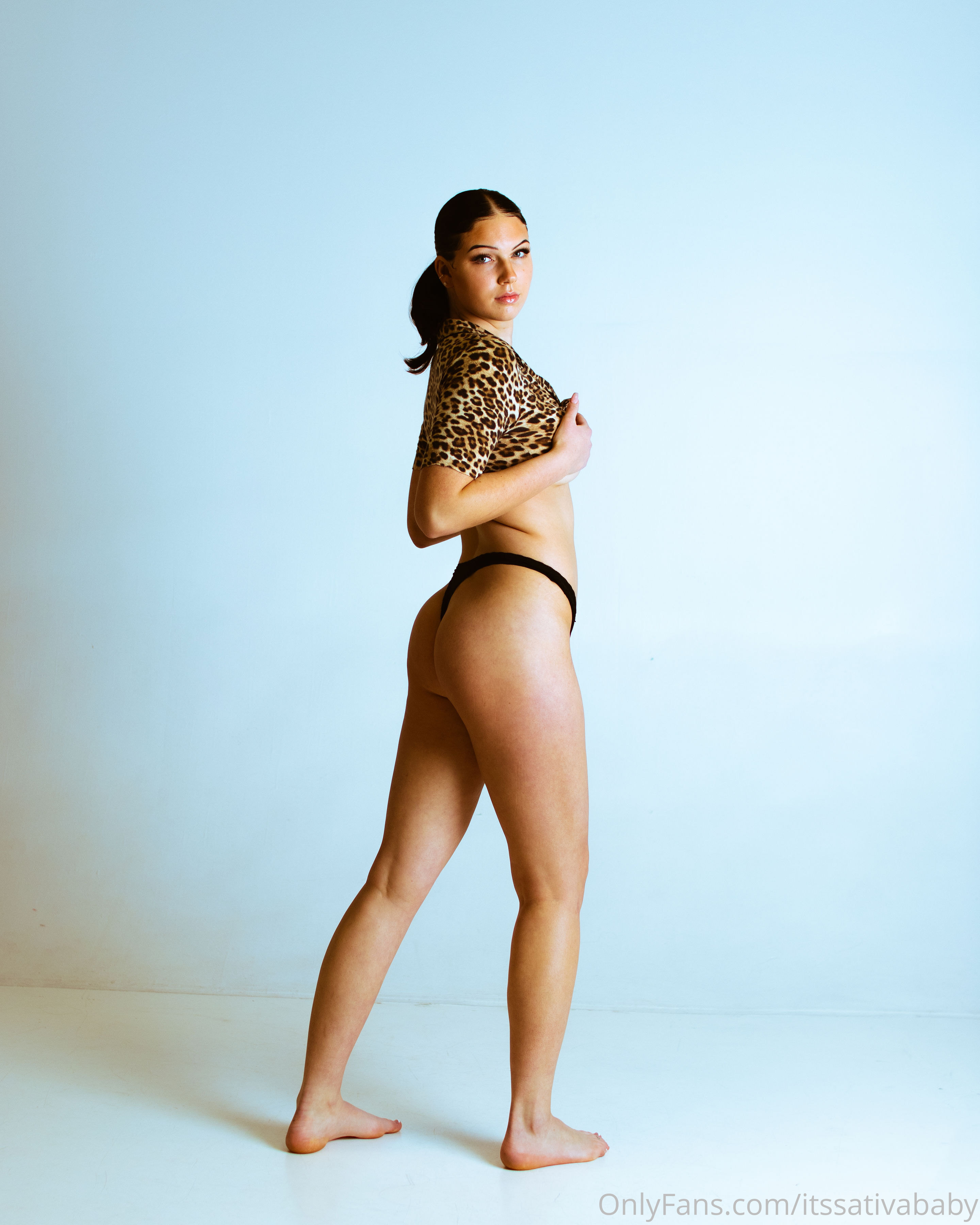 Image 7735853 from exotic.sativa / Sativa Siren