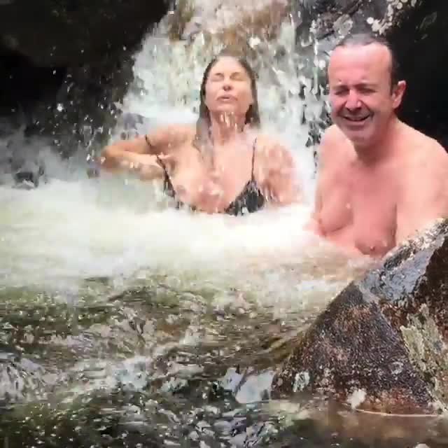 Video 234098 from Paula Burlamaqui