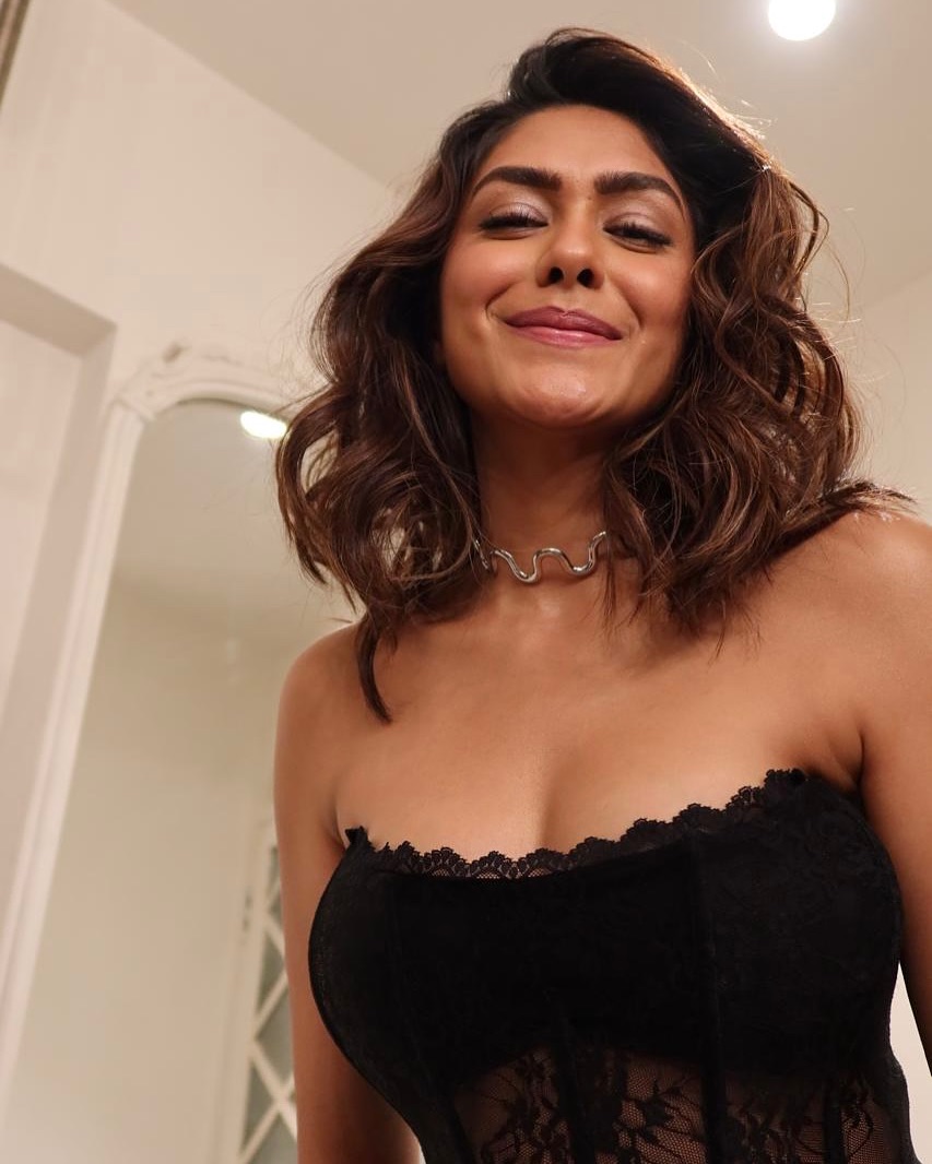 Image 7768811 from Mrunal Thakur