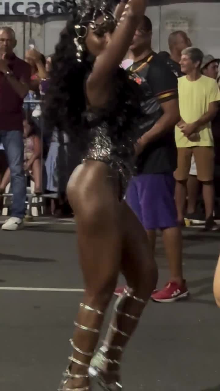 Video 234236 from Erika Januza