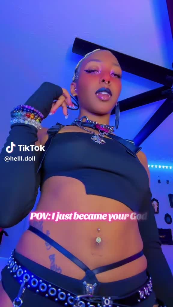 Video 237759 from Priestess Doll / helll.doll / HelllDoll_