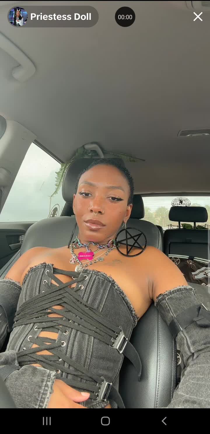 Video 237766 from Priestess Doll / helll.doll / HelllDoll_