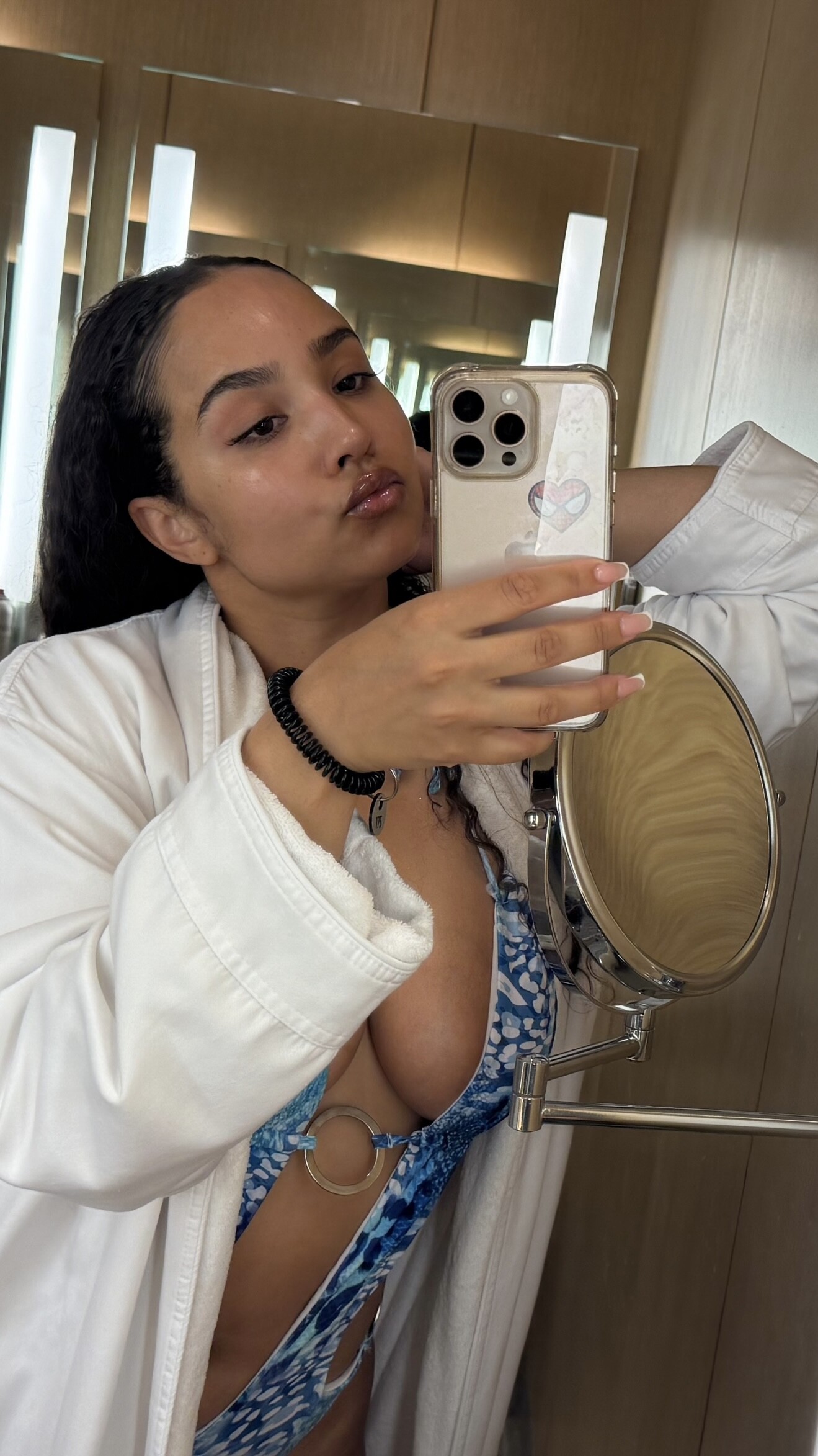Image 7791622 from Demetria Obilor