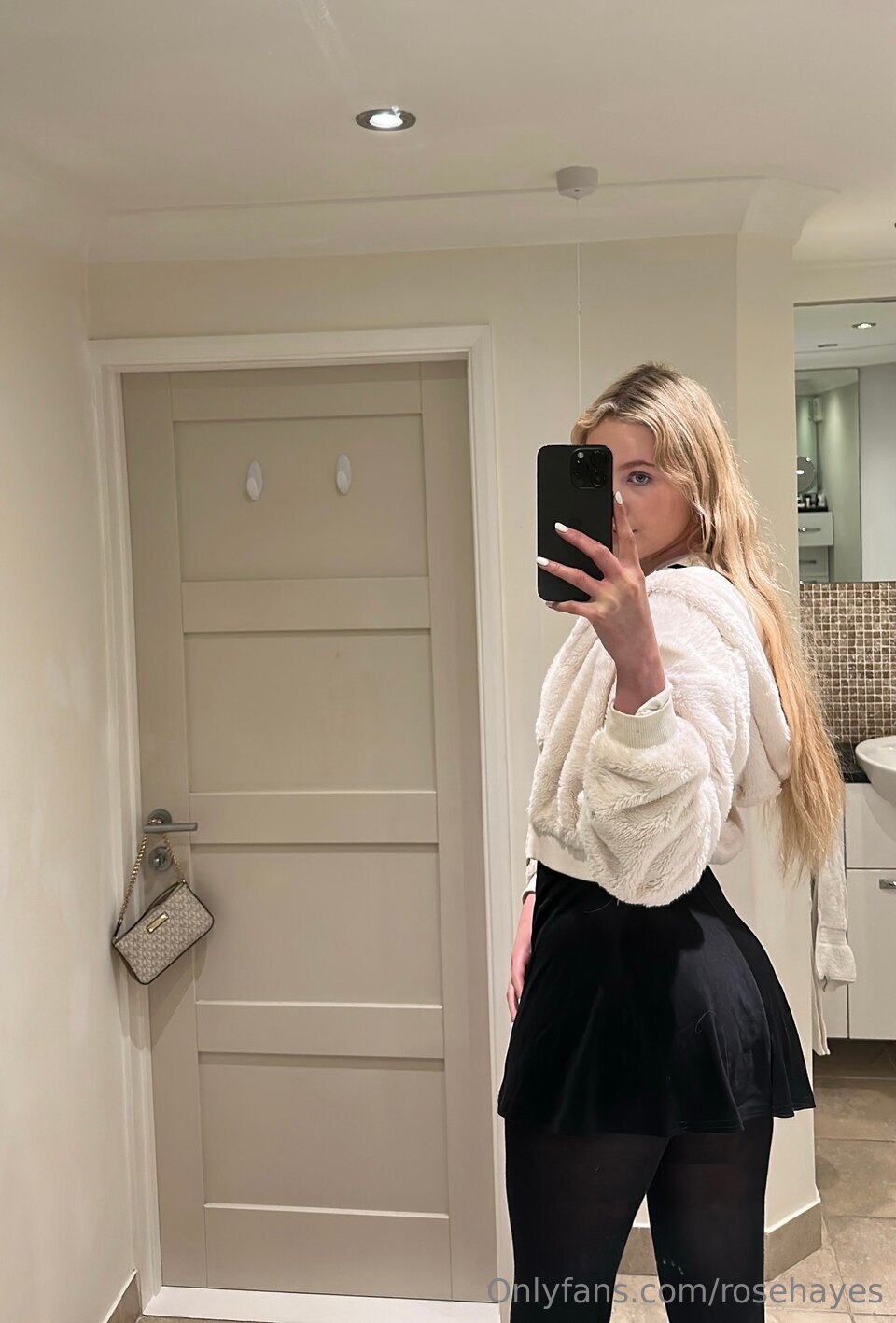 Image 7844015 from Rose - yourbabygirllxoxo