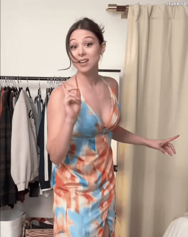 Image 7849990 from Kira Kosarin
