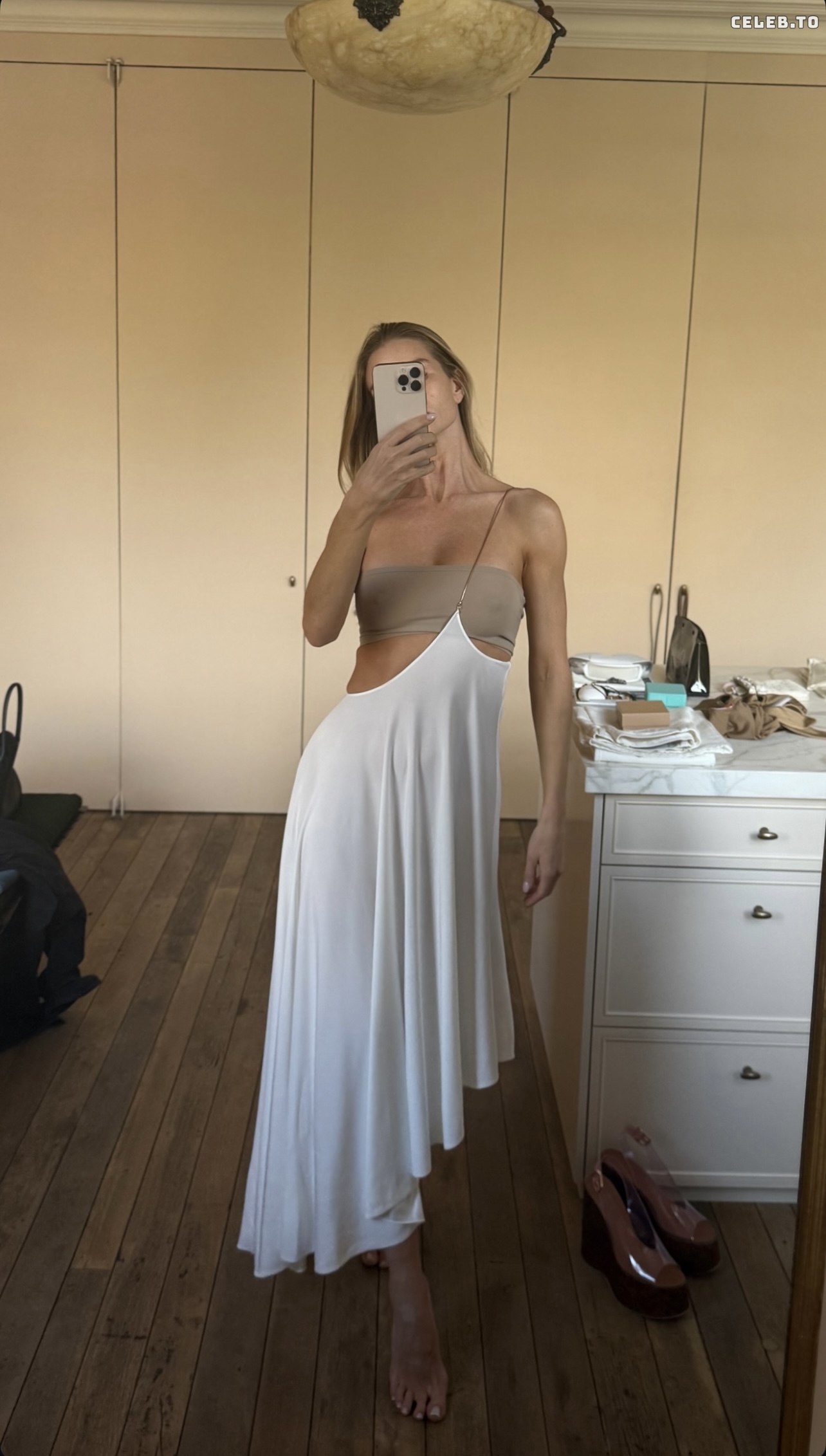 Image 7884338 from Rosie Huntington-Whiteley