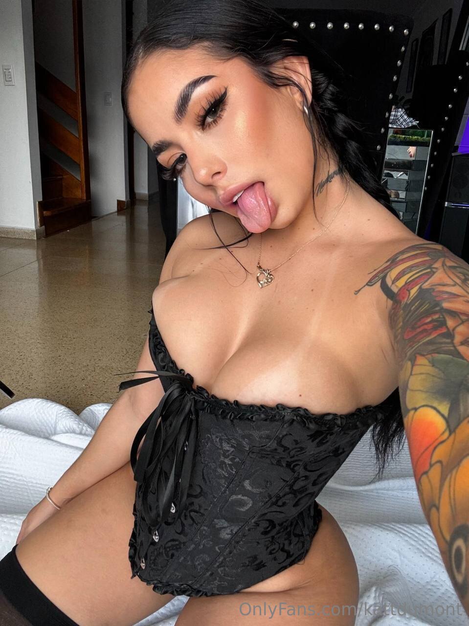 Image 7904091 from Kattdumont | kattmodel