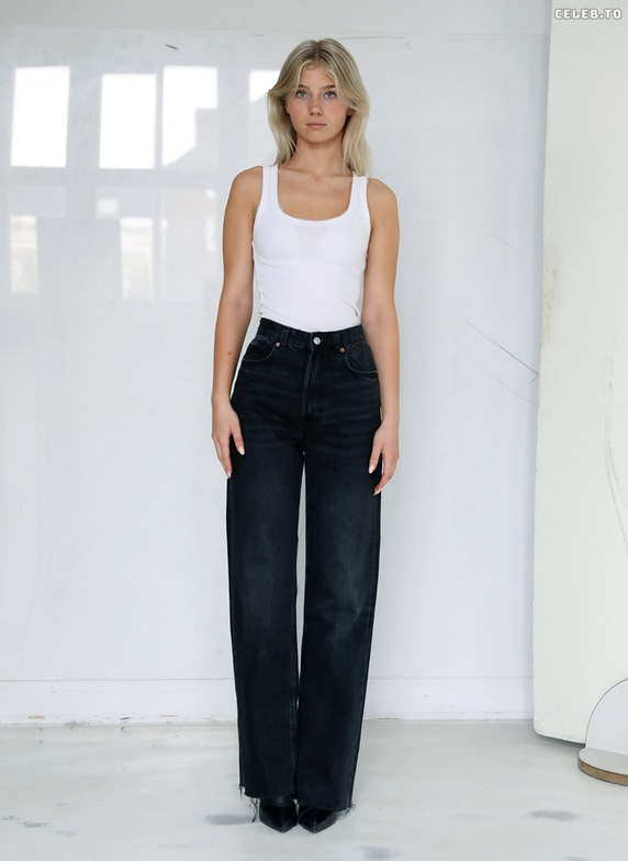 Image 7947174 from Elena Zoe