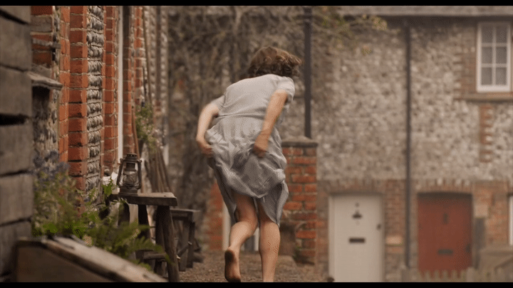 Image 7963385 from Jessie Buckley