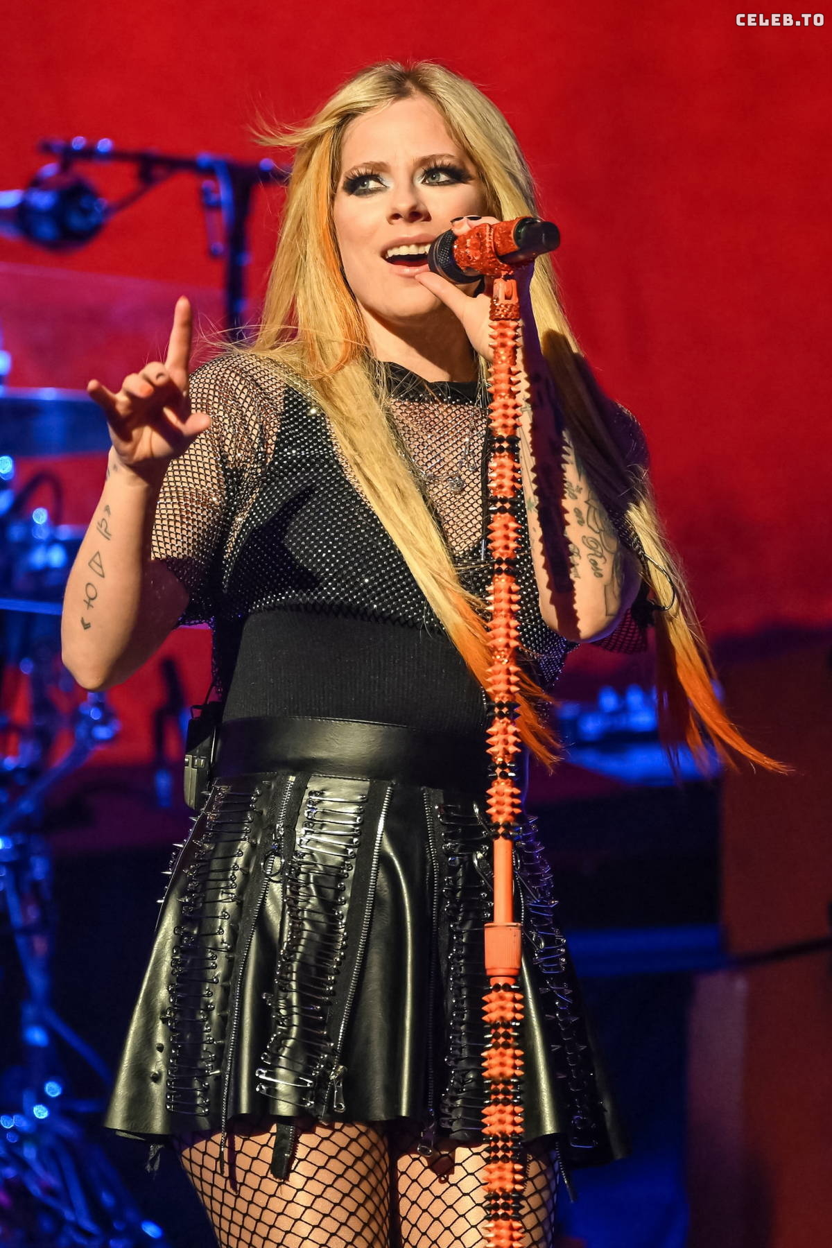 Image 8014919 from Avril Lavigne