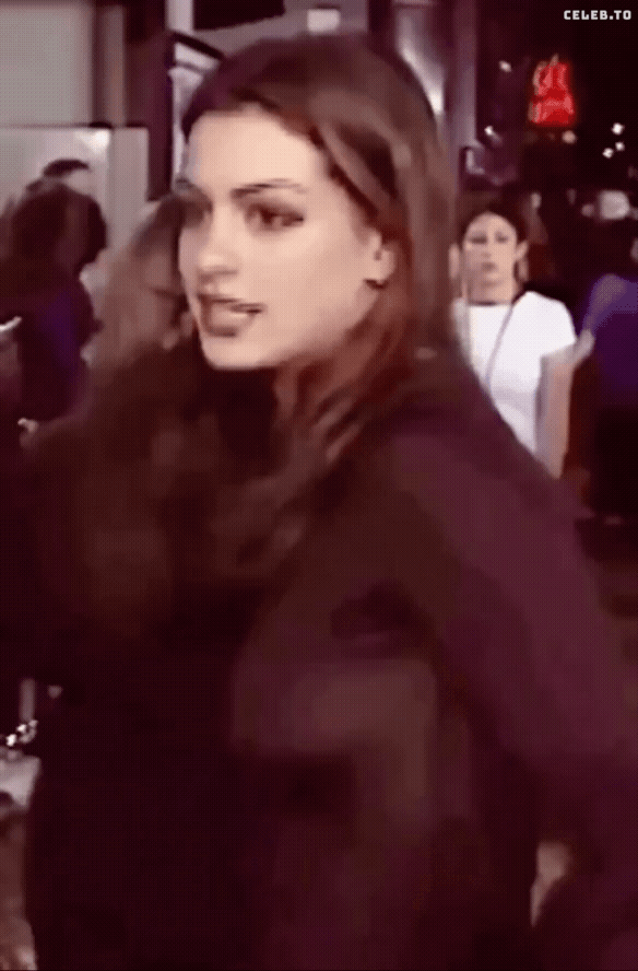 Image 8023300 from Anne Hathaway