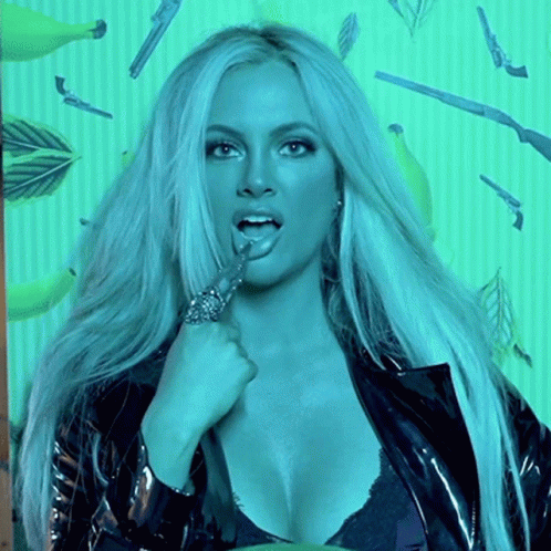 Image 8027682 from Nicole Arbour
