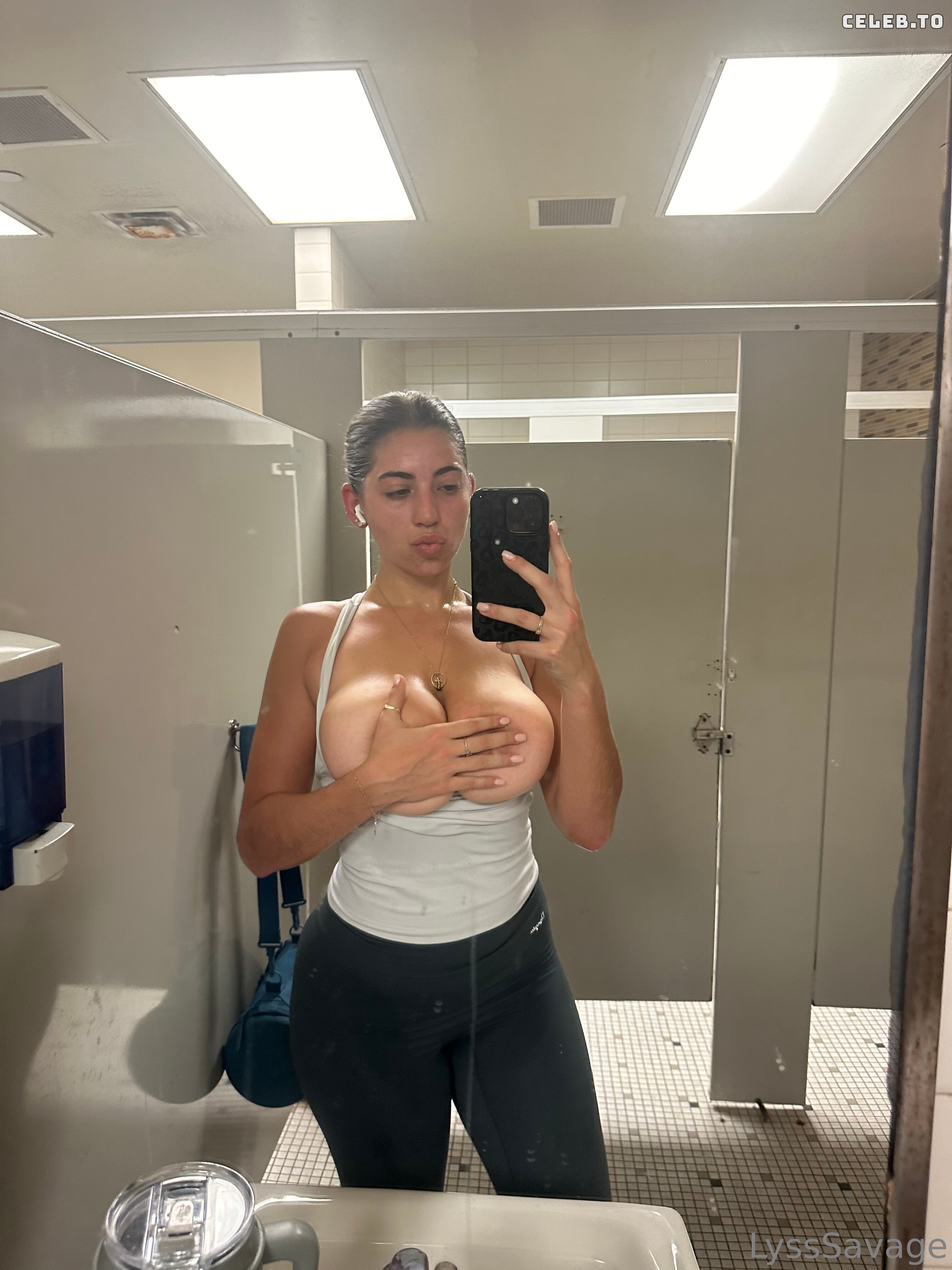 Image 8052621 from Lyss Savage