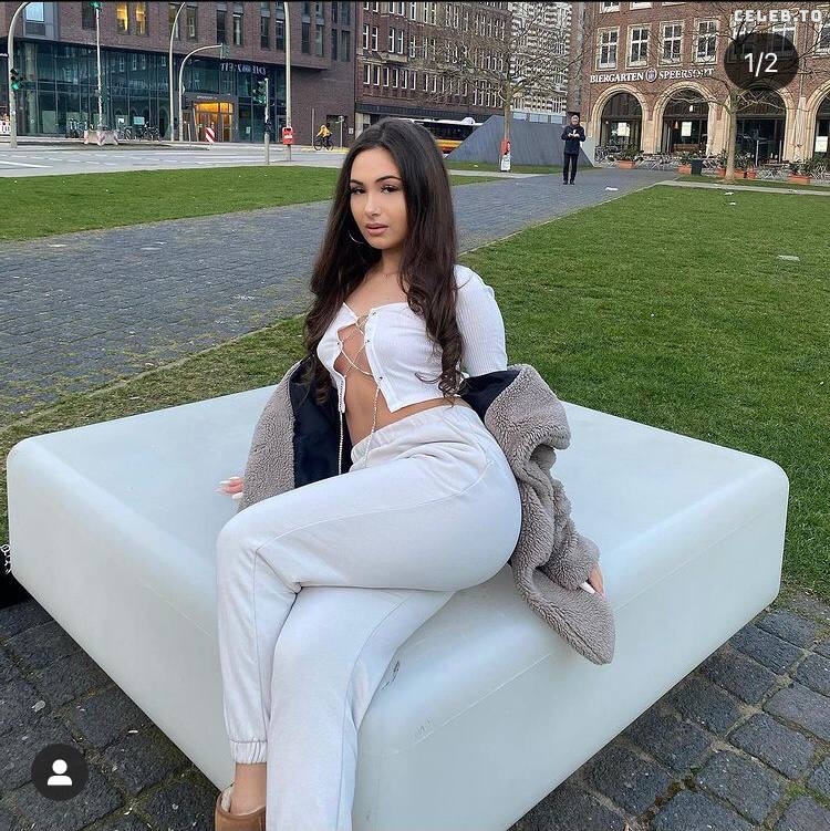 Image 805583 from nurcinaleyna - Influencer