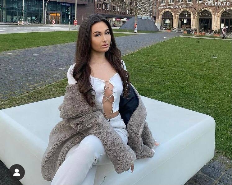 Image 805595 from nurcinaleyna - Influencer