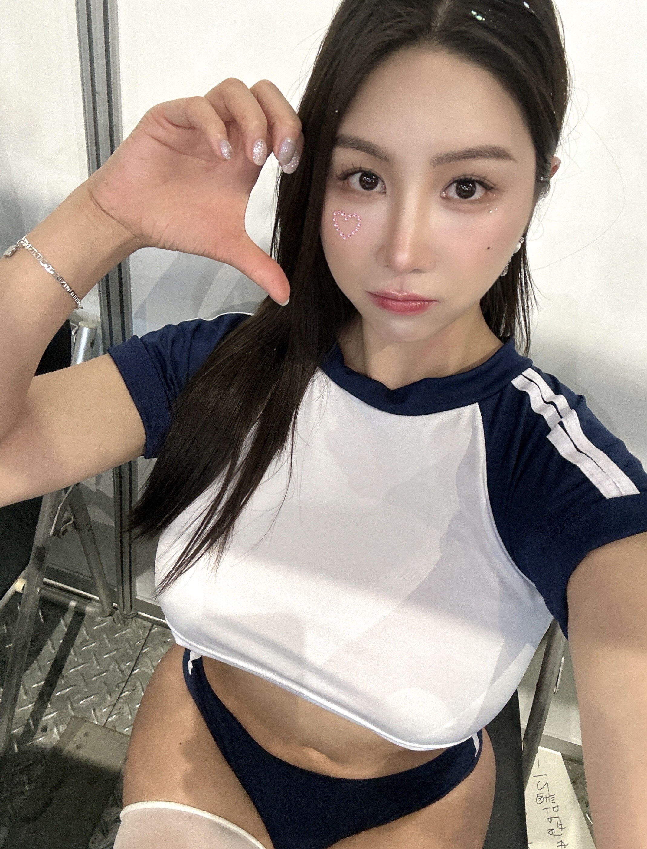 Image 8070023 from BJ heeyome / _yome_kim / gmldi6262